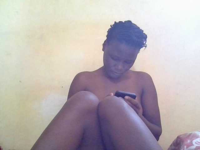 ebony-vannilah live cam on BongaCams
