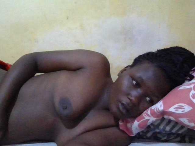 ebony-vannilah live cam on BongaCams