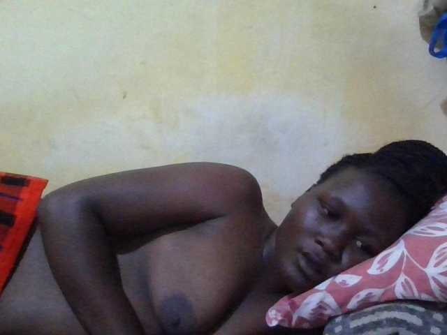 ebony-vannilah live cam on BongaCams