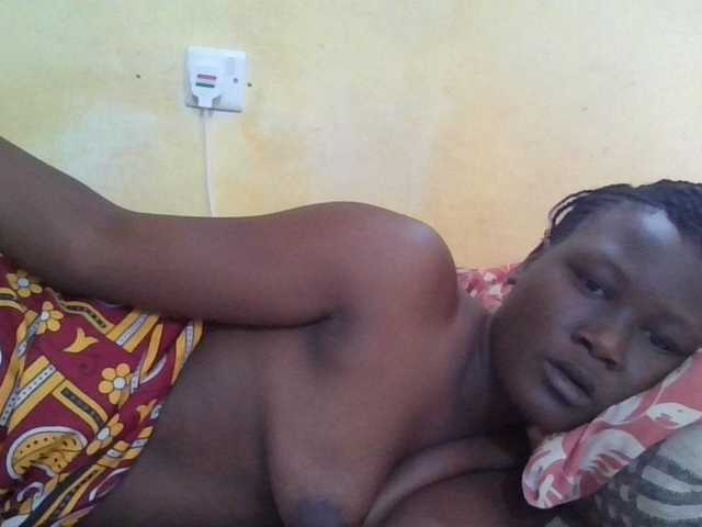 ebony-vannilah live cam on BongaCams
