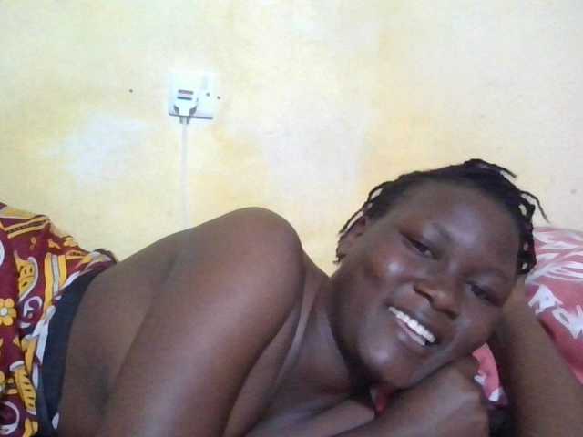 ebony-vannilah live cam on BongaCams
