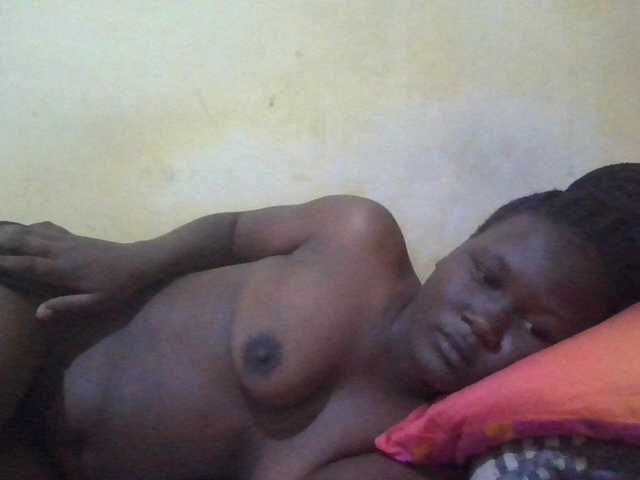 ebony-vannilah live cam on BongaCams