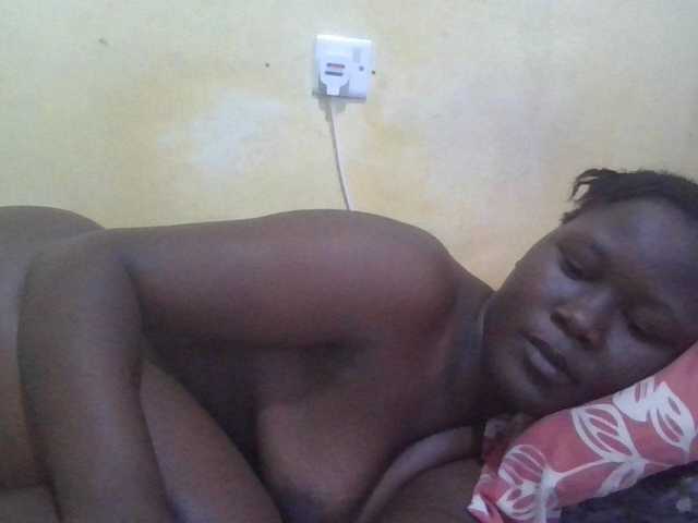 ebony-vannilah live cam on BongaCams