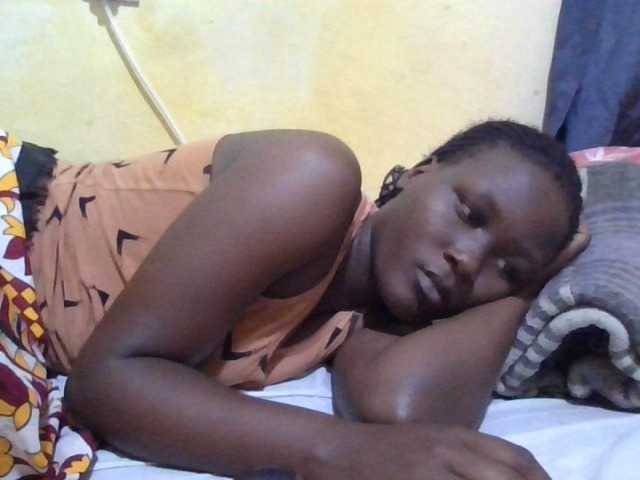 ebony-vannilah live cam on BongaCams