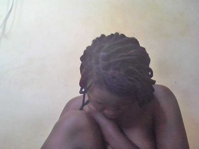 ebony-vannilah live cam on BongaCams