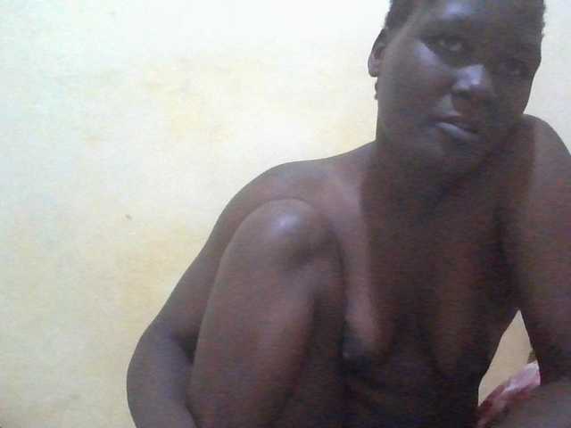 ebony-vannilah live cam on BongaCams