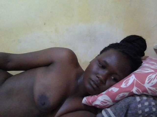 ebony-vannilah live cam on BongaCams