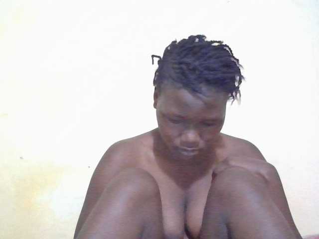 ebony-vannilah live cam on BongaCams