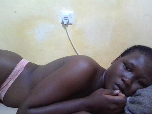 ebony-vannilah live cam on BongaCams