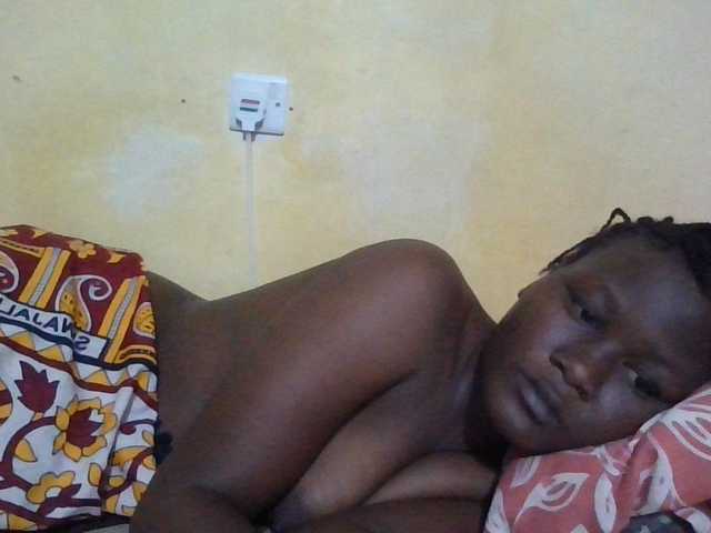 ebony-vannilah live cam on BongaCams