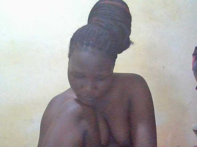 ebony-vannilah live cam on BongaCams
