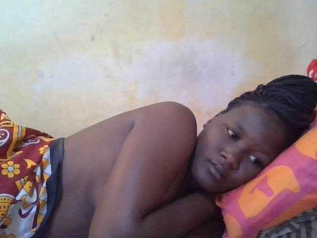 ebony-vannilah live cam on BongaCams