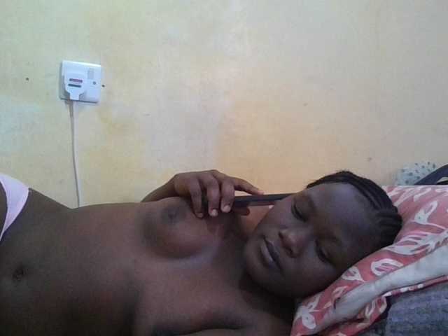 ebony-vannilah live cam on BongaCams
