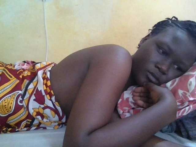 ebony-vannilah live cam on BongaCams