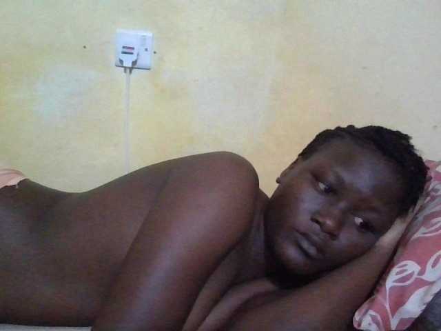 ebony-vannilah live cam on BongaCams