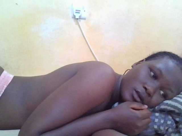 ebony-vannilah live cam on BongaCams