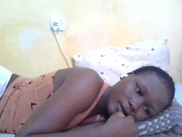 ebony-vannilah live cam on BongaCams