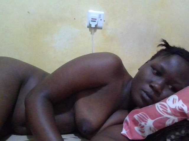 ebony-vannilah live cam on BongaCams