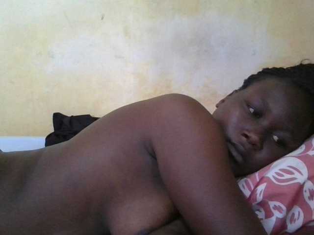 ebony-vannilah live cam on BongaCams