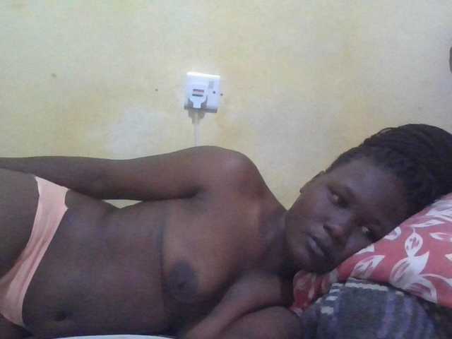 ebony-vannilah live cam on BongaCams