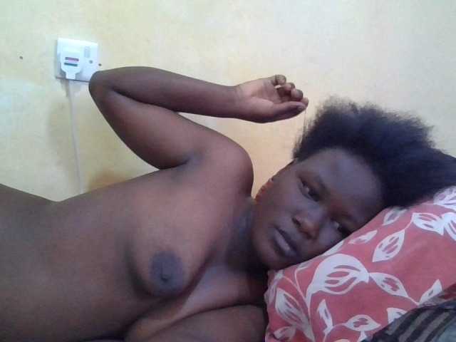 ebony-vannilah live cam on BongaCams