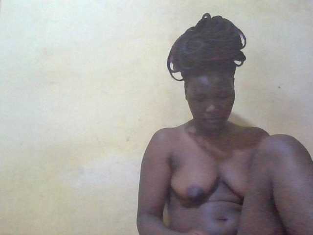 ebony-vannilah live cam on BongaCams