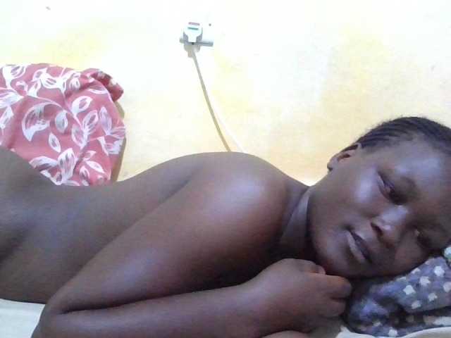 ebony-vannilah live cam on BongaCams