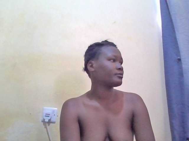 ebony-vannilah live cam on BongaCams