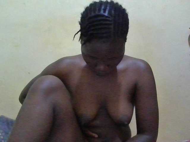 ebony-vannilah live cam on BongaCams