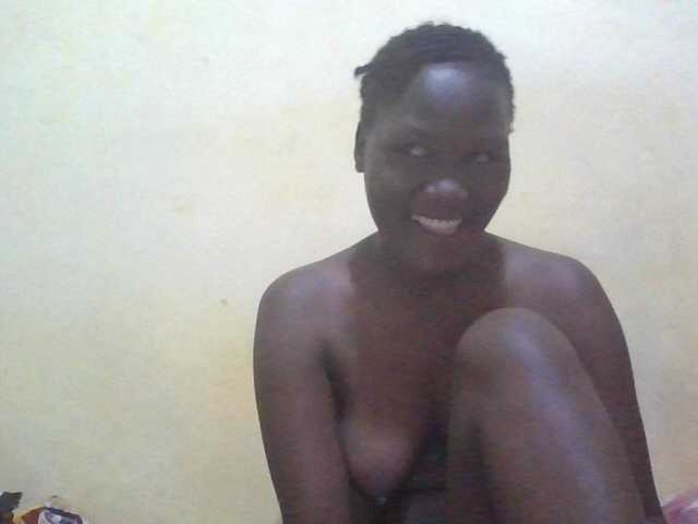 ebony-vannilah live cam on BongaCams