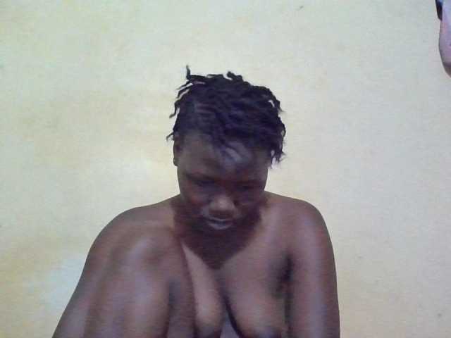 ebony-vannilah live cam on BongaCams