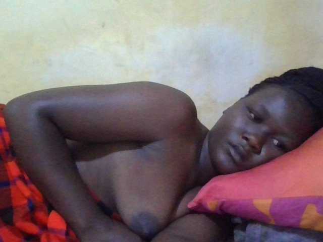 ebony-vannilah live cam on BongaCams