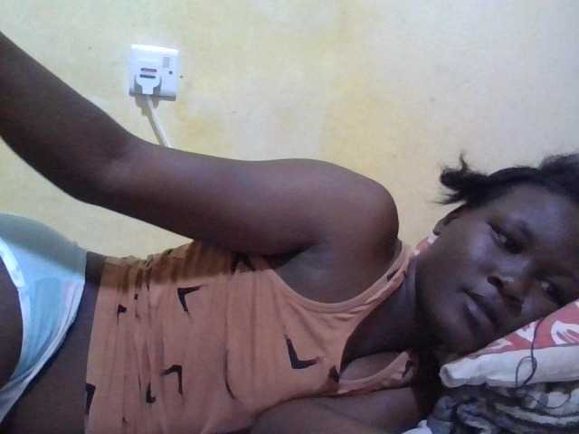 ebony-vannilah live cam on BongaCams