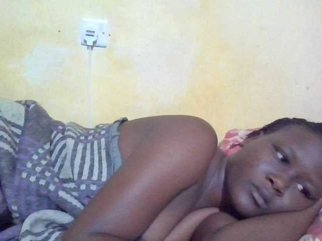 ebony-vannilah live cam on BongaCams