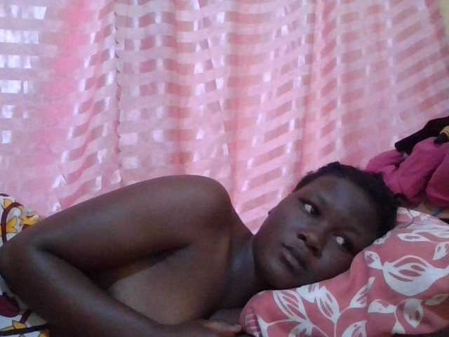 ebony-vannilah live cam on BongaCams