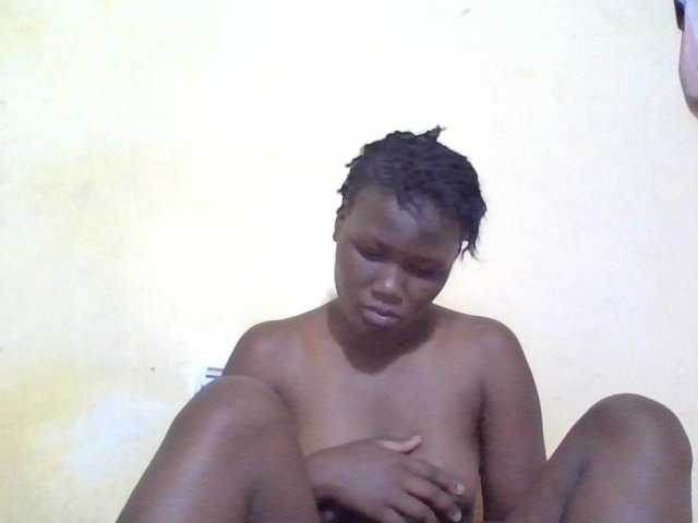 ebony-vannilah live cam on BongaCams