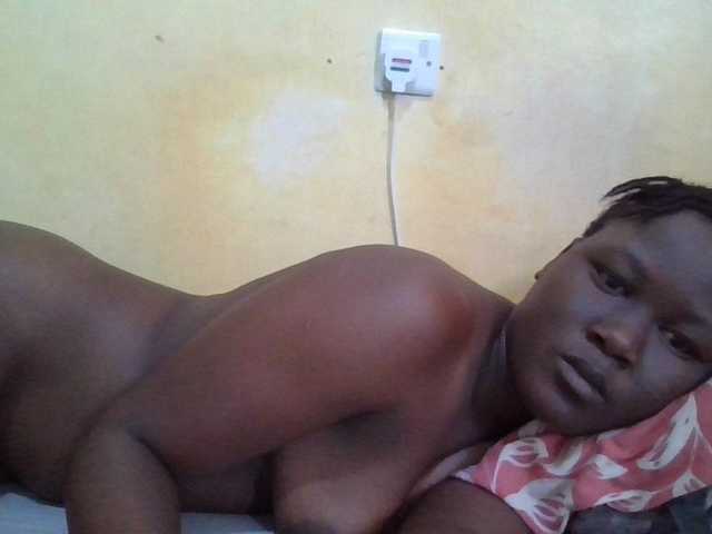ebony-vannilah live cam on BongaCams