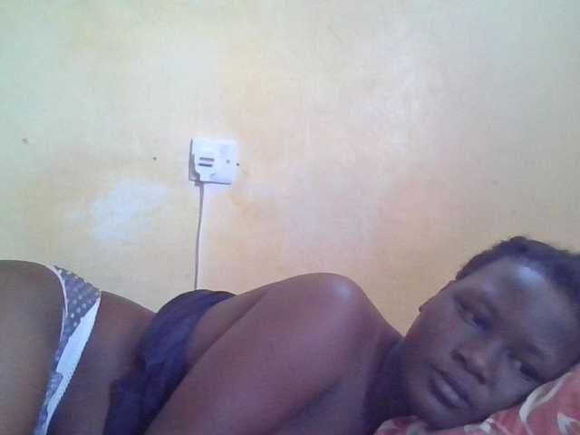ebony-vannilah live cam on BongaCams