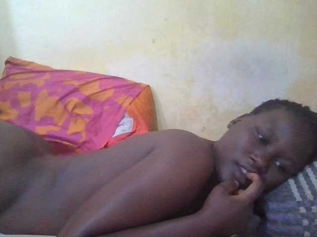 ebony-vannilah live cam on BongaCams