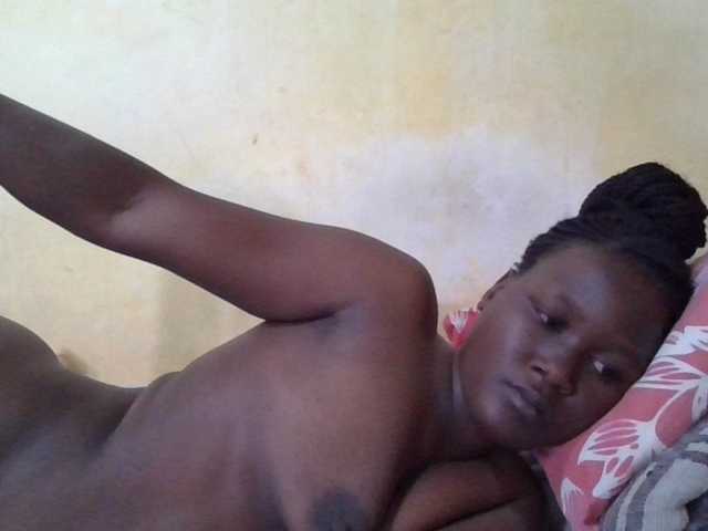 ebony-vannilah live cam on BongaCams