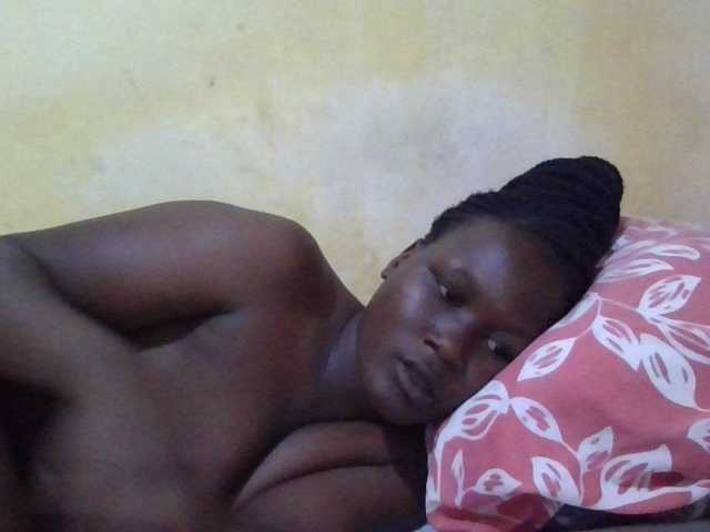 ebony-vannilah live cam on BongaCams