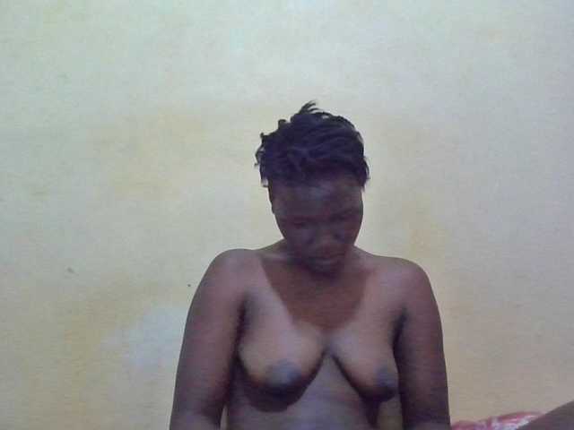 ebony-vannilah live cam on BongaCams