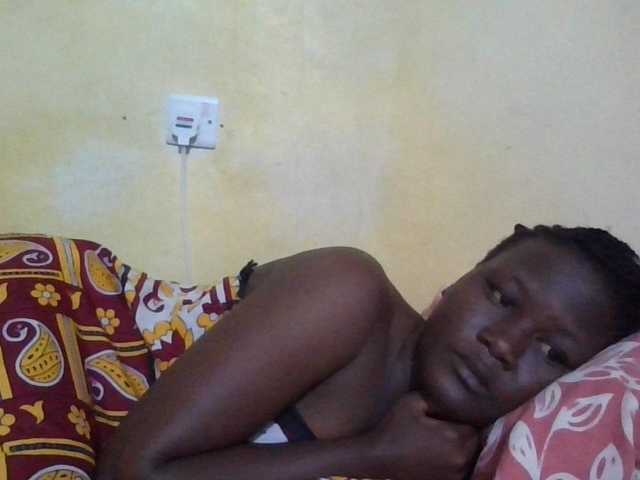 ebony-vannilah live cam on BongaCams