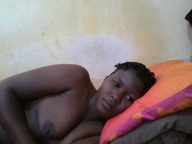 ebony-vannilah live cam on BongaCams