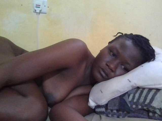 ebony-vannilah live cam on BongaCams