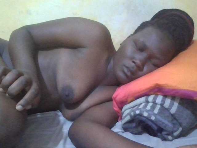 ebony-vannilah live cam on BongaCams