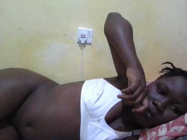 ebony-vannilah live cam on BongaCams