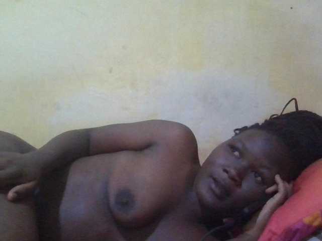 ebony-vannilah live cam on BongaCams