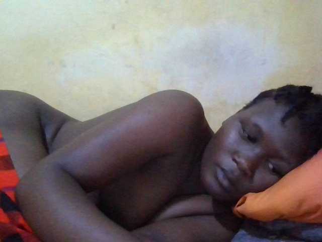 ebony-vannilah live cam on BongaCams