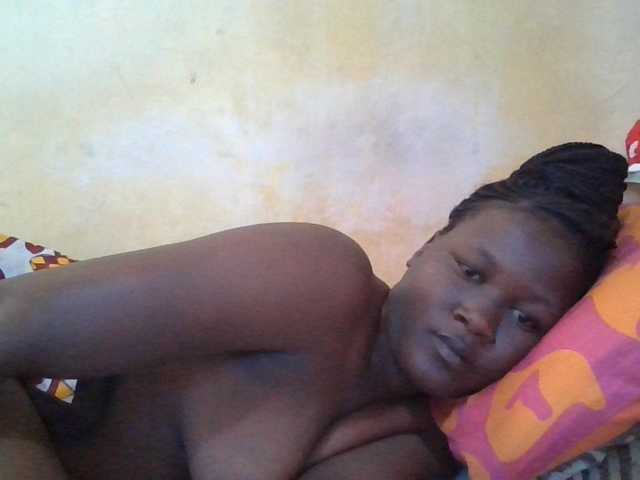 ebony-vannilah live cam on BongaCams